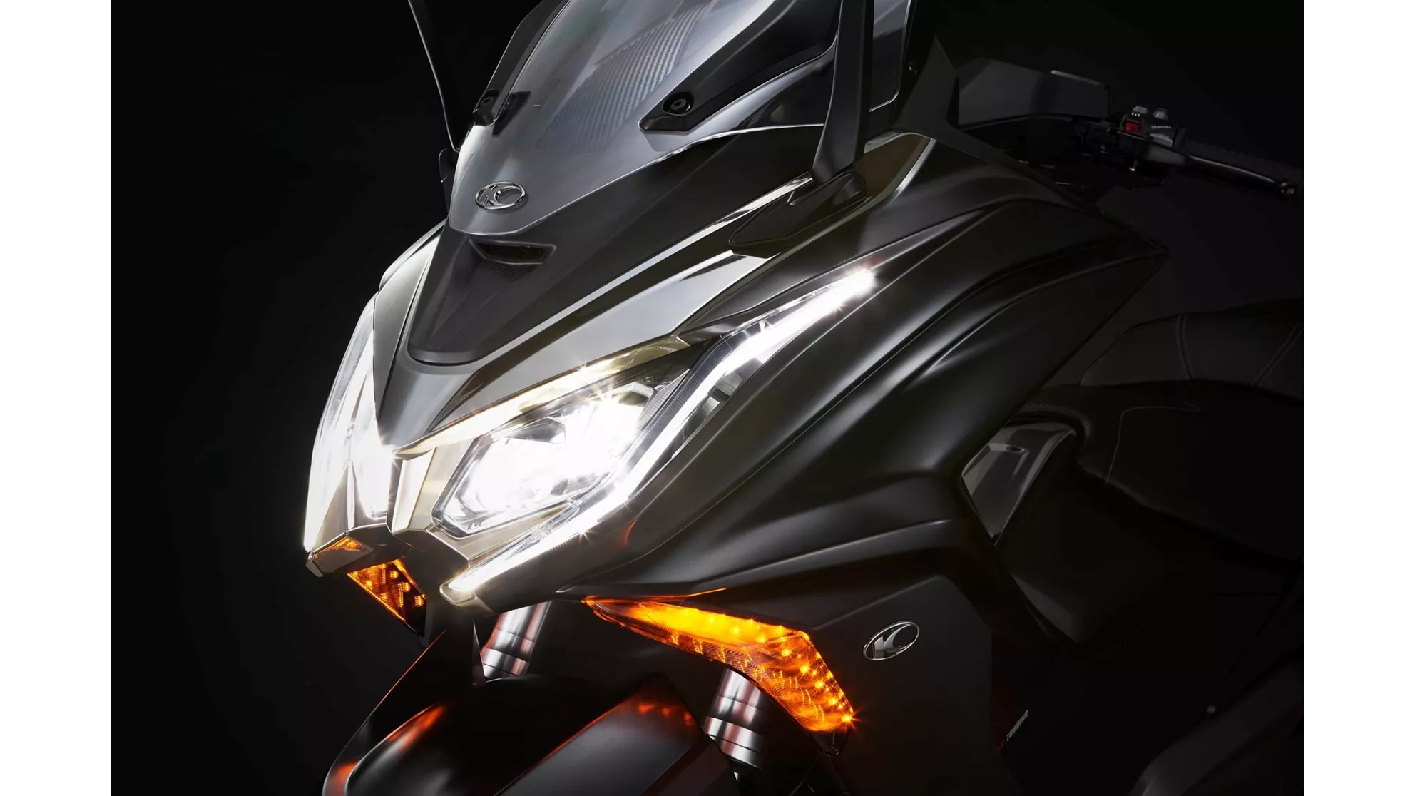 Kymco AK 550i ABS - Image 4 Kymco AK 550i ABS - Image 4