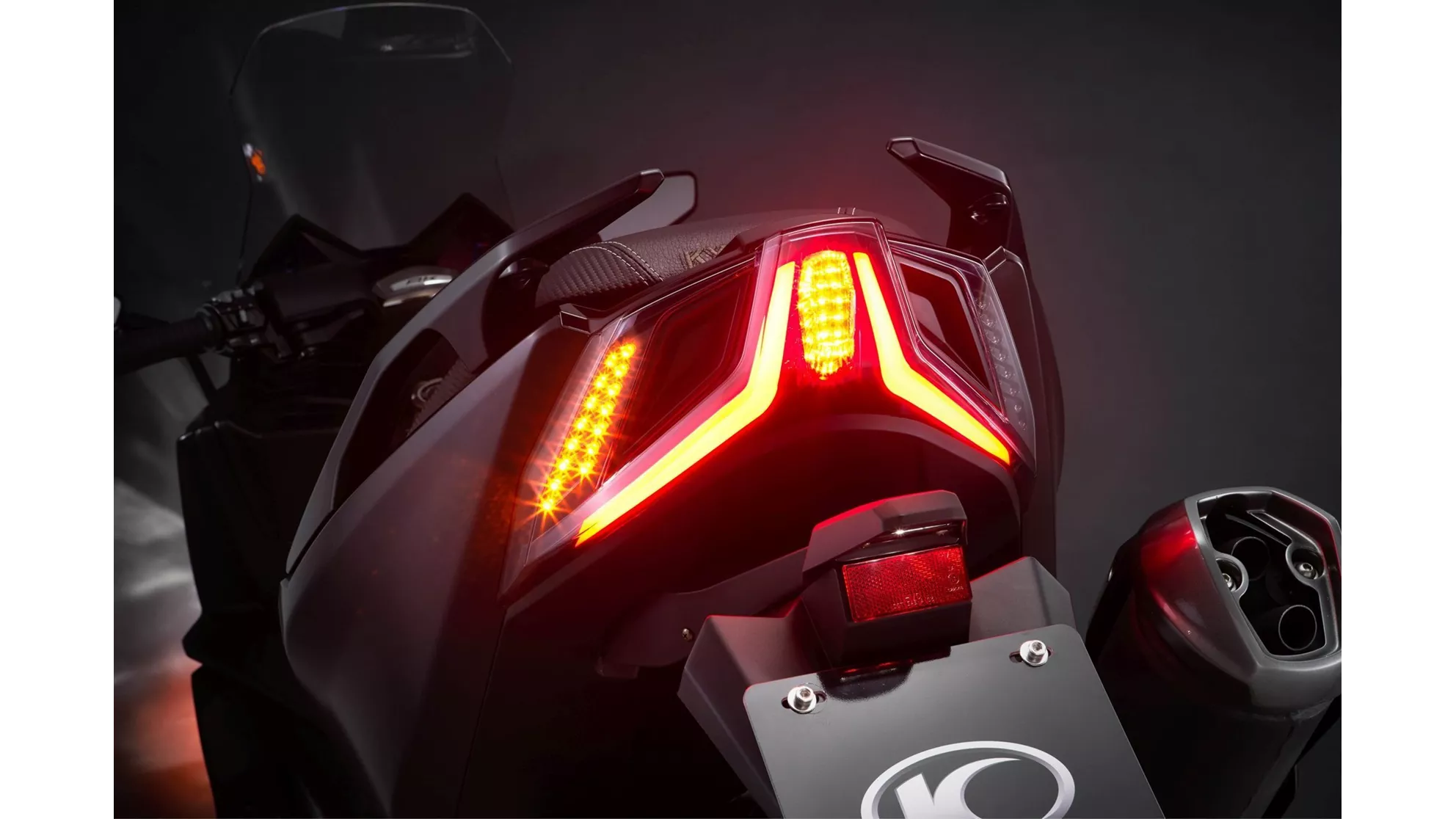 Kymco AK 550i ABS - Image 8 Kymco AK 550i ABS - Image 8