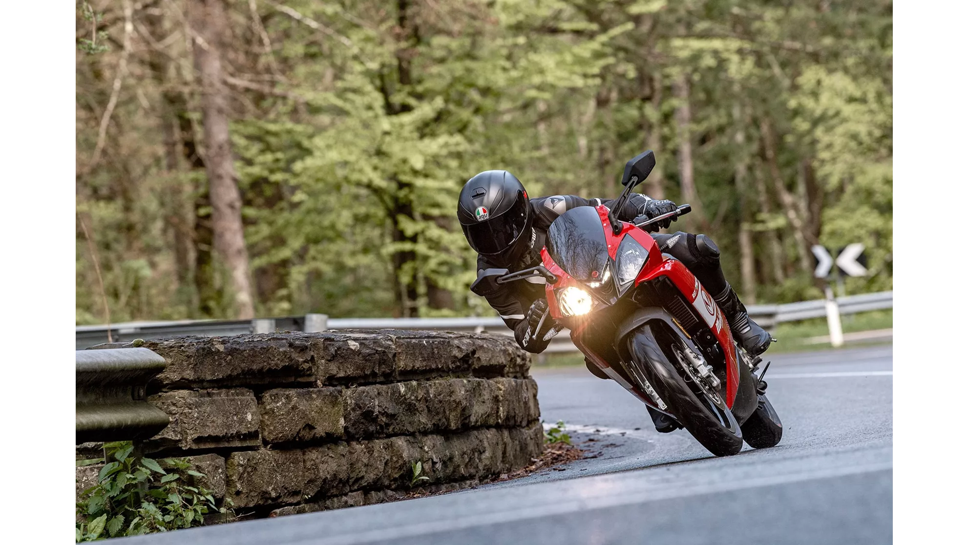 Malaguti RST 125 - Image 11 Malaguti RST 125 - Image 11