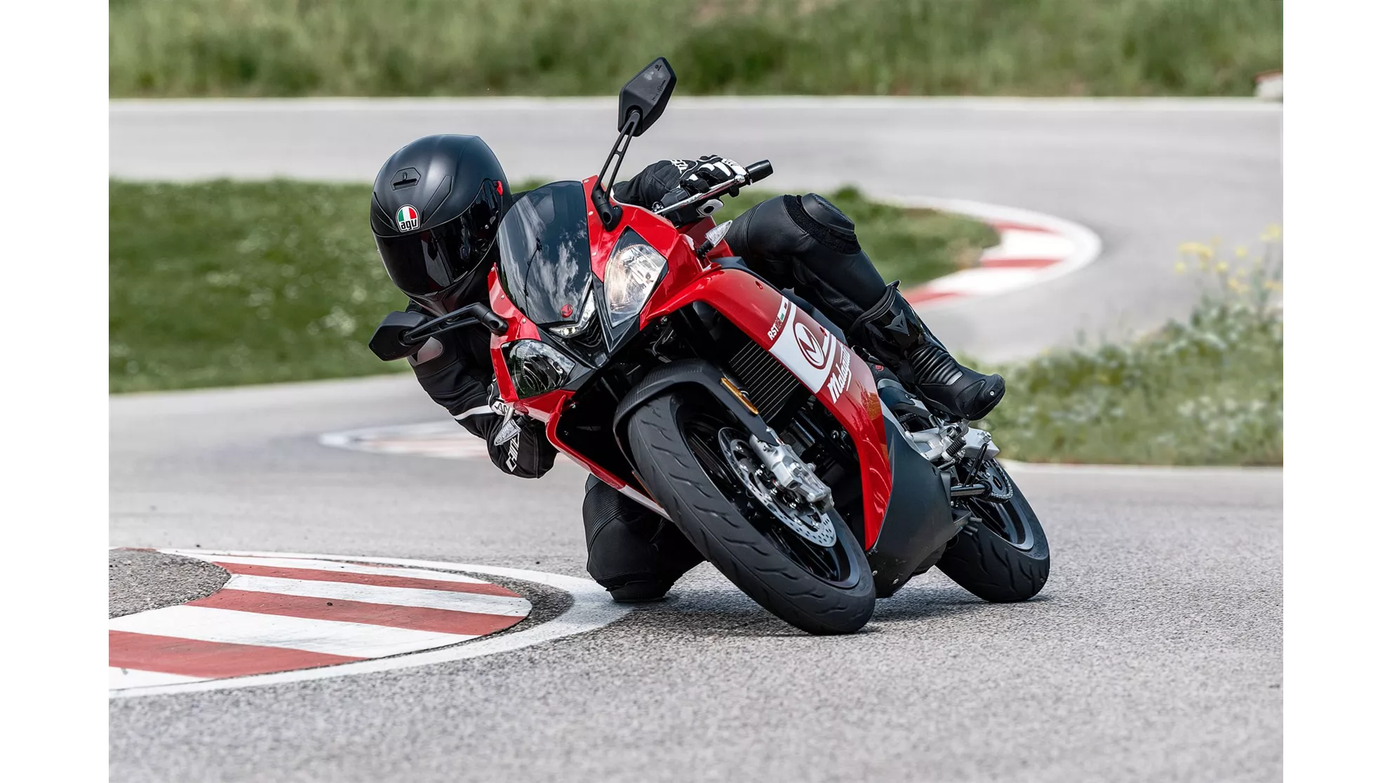 Malaguti RST 125 - Image 4 Malaguti RST 125 - Image 4