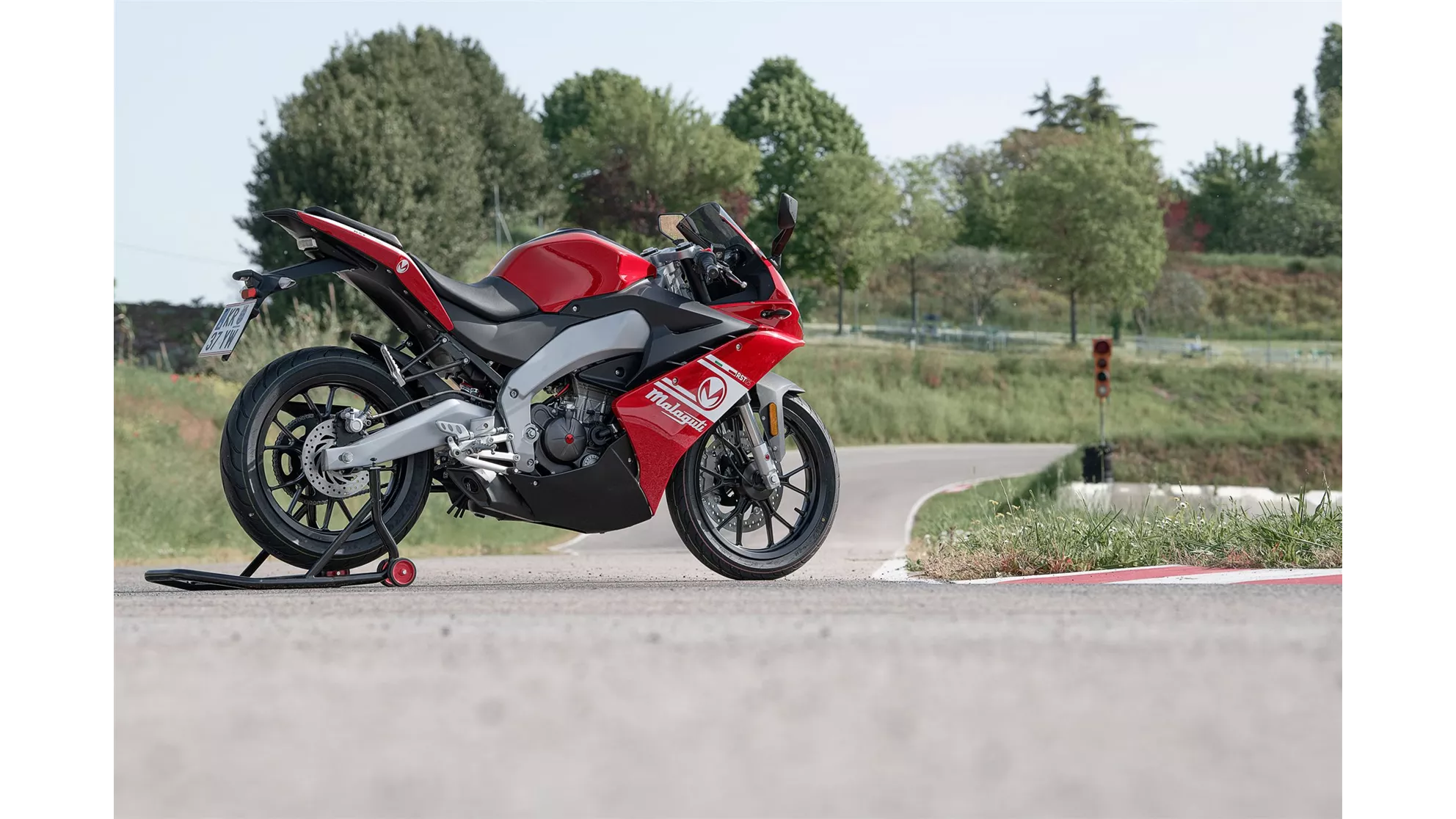 Malaguti RST 125 - Image 14 Malaguti RST 125 - Image 14