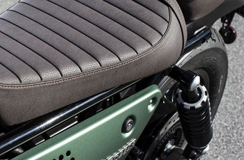 Moto Guzzi V9 Bobber Centenario 2021 - Bild 19 Moto Guzzi V9 Bobber Centenario 2021 - Bild 19