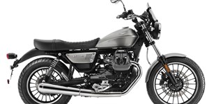 Moto Guzzi V7 III Stone 2018 vs Moto Guzzi V9 Roamer 2021