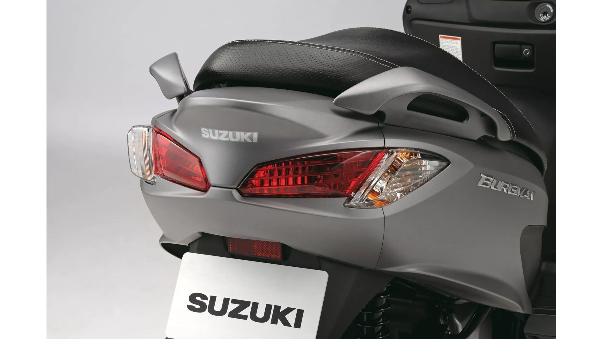 Suzuki Burgman 125 - Image 13 Suzuki Burgman 125 - Image 13