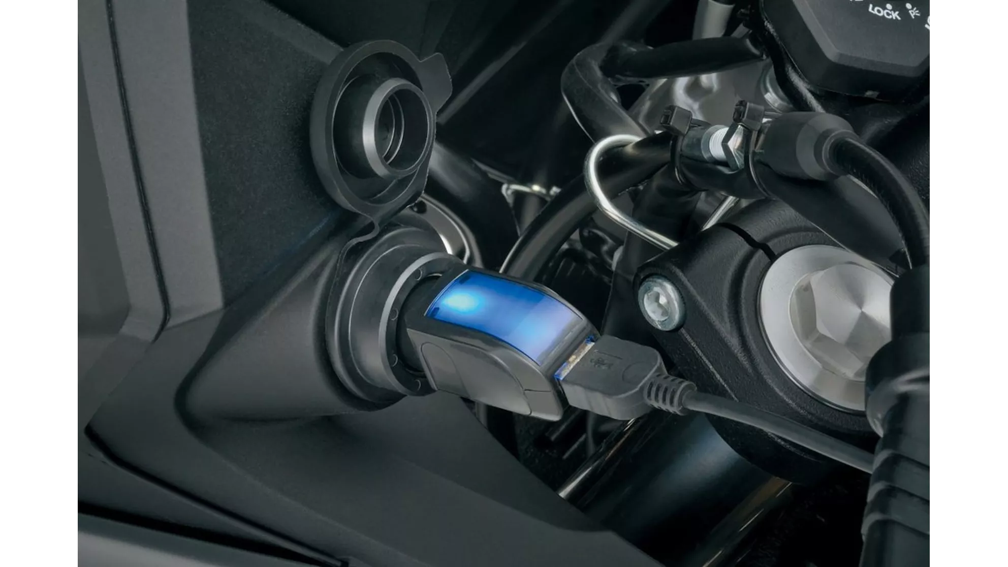 Suzuki V-Strom 650 - Image 4 Suzuki V-Strom 650 - Image 4