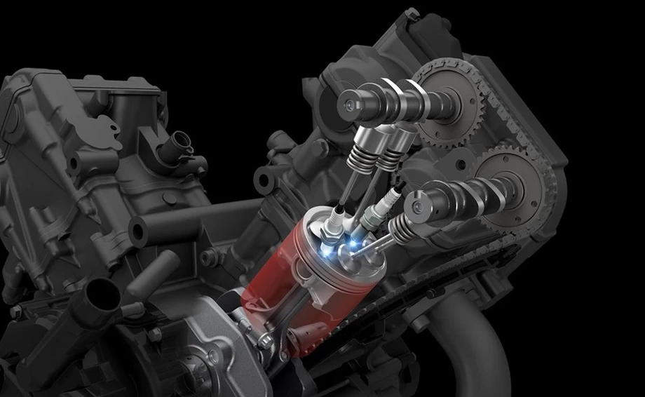 Suzuki V-Strom 650 XT Bild 4: Suzuki V-Strom 650 XT