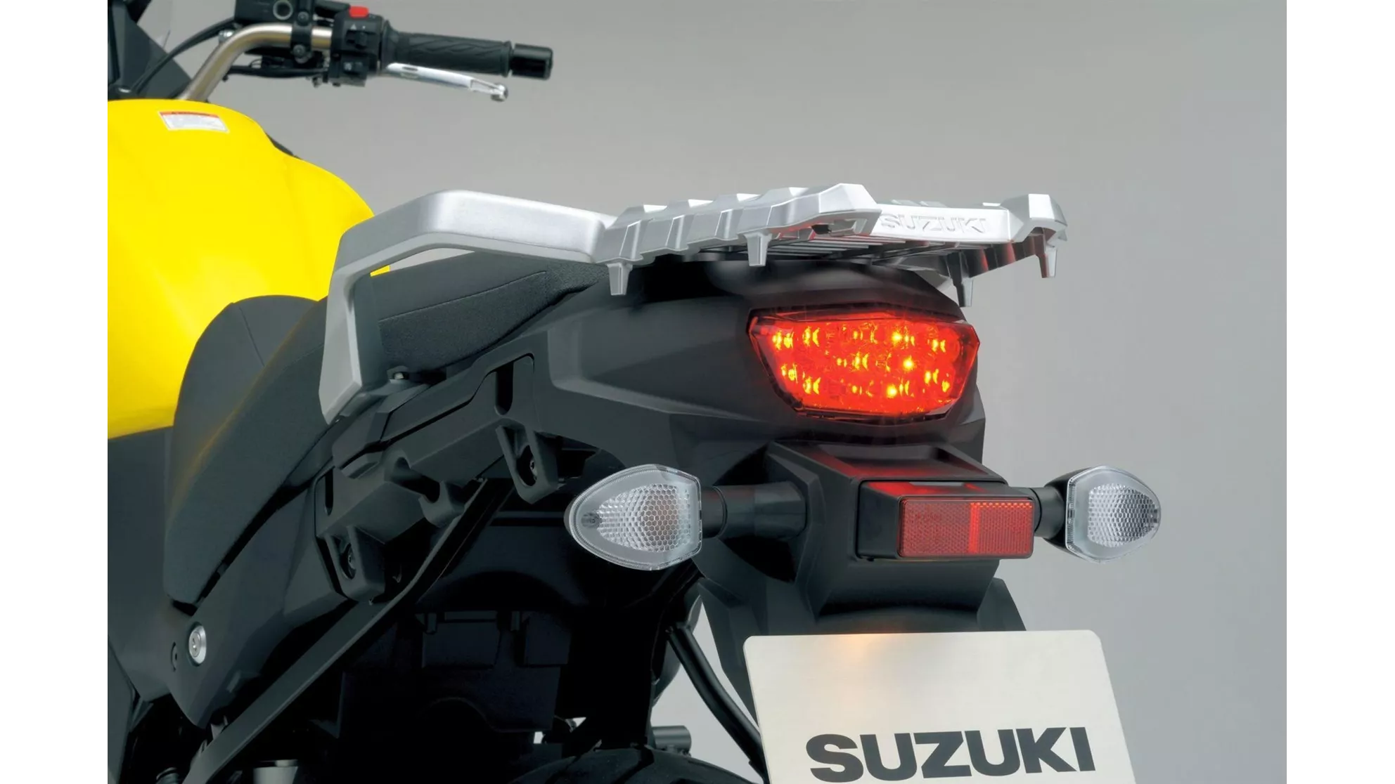 Suzuki V-Strom 650 XT - Image 14 Suzuki V-Strom 650 XT - Image 14