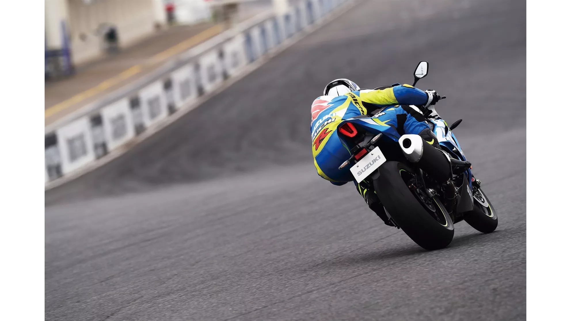 Suzuki GSX-R 1000 R - Image 8 Suzuki GSX-R 1000 R - Image 8