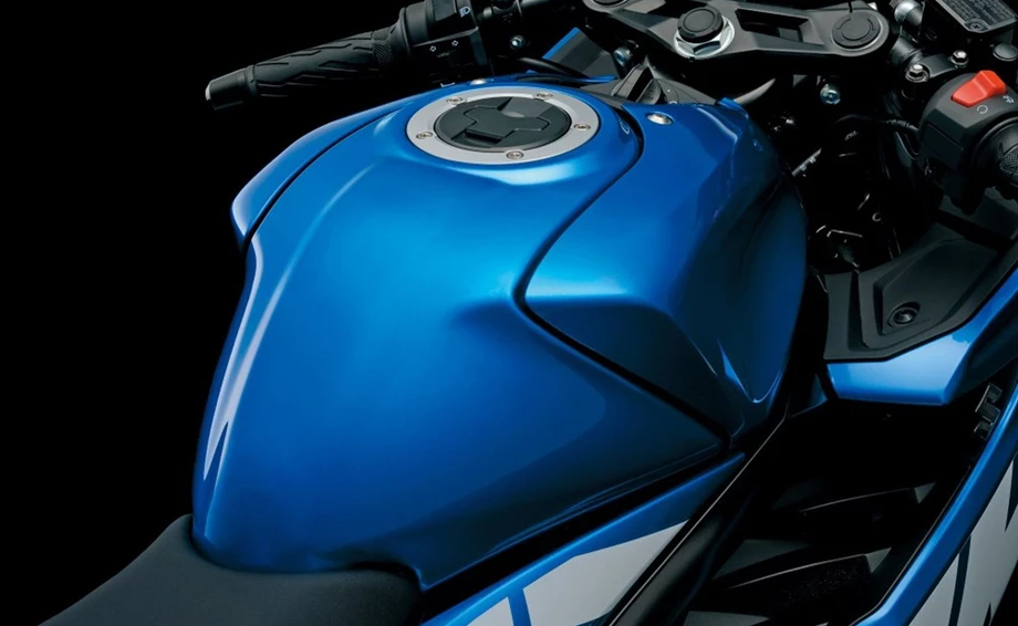 Suzuki GSX-R125 Bild 10: Suzuki GSX-R125