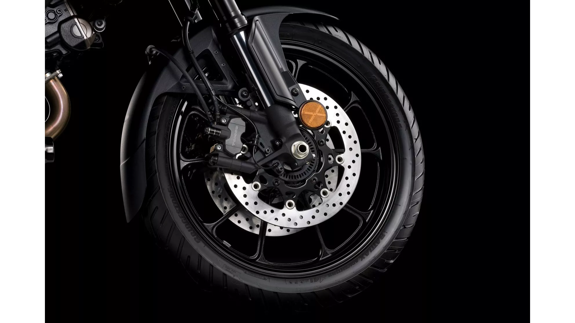 Suzuki V-Strom 1050 - Image 4 Suzuki V-Strom 1050 - Image 4