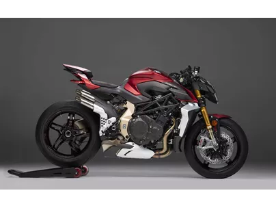 MV Agusta Brutale 1000 Serie Oro 2021 MV Agusta Brutale 1000 Serie Oro 2021