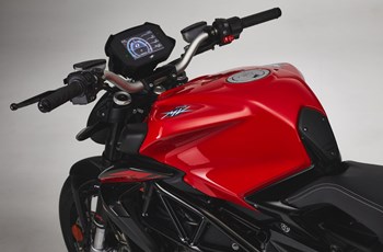 MV Agusta Brutale 800 Rosso 2021 - Bild 6 MV Agusta Brutale 800 Rosso 2021 - Bild 6