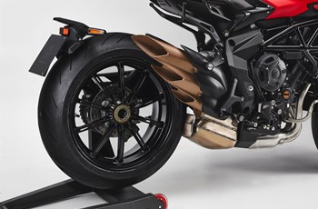 MV Agusta Dragster 800 Rosso 2021 - Bild 12