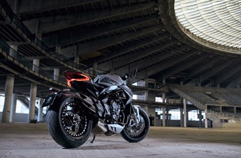 MV Agusta Dragster 800 RR SCS 2021 - Bild 14 MV Agusta Dragster 800 RR SCS 2021 - Bild 14