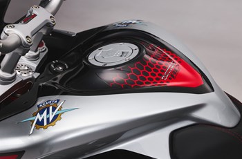 MV Agusta Turismo Veloce 800 RC SCS 2021 - Bild 14