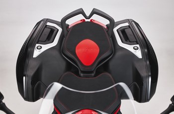 MV Agusta Turismo Veloce 800 RC SCS 2021 - Bild 16