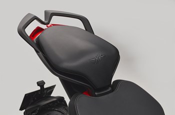 MV Agusta Turismo Veloce 800 Rosso 2021 - Bild 11