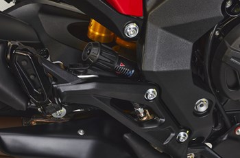 MV Agusta Turismo Veloce 800 Rosso 2021 - Bild 17