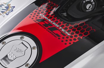 MV Agusta Dragster 800 RC SCS 2021 - Bild 6