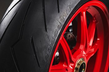 MV Agusta Dragster 800 RC SCS 2021 - Bild 11