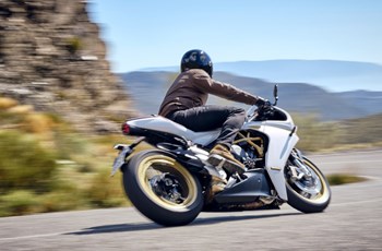 MV Agusta Superveloce 800 S 2021 - Bild 29 MV Agusta Superveloce 800 S 2021 - Bild 29