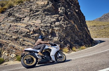 MV Agusta Superveloce 800 S 2021 - Bild 34 MV Agusta Superveloce 800 S 2021 - Bild 34