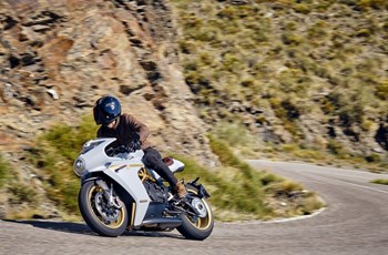 MV Agusta Superveloce 800 S 2021 - Bild 36 MV Agusta Superveloce 800 S 2021 - Bild 36