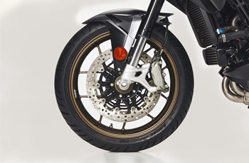 MV Agusta Turismo Veloce 800 Lusso 2021 - Bild 20