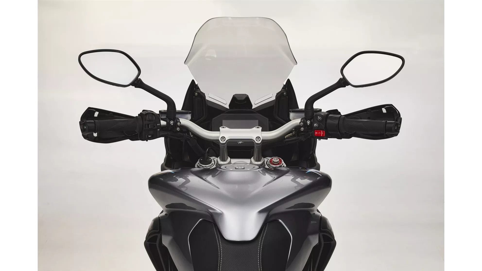 MV Agusta Turismo Veloce 800 Lusso - Image 11 MV Agusta Turismo Veloce 800 Lusso - Image 11