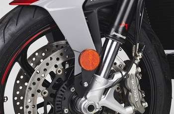 MV Agusta Brutale 800 RR 2021 - Bild 36 MV Agusta Brutale 800 RR 2021 - Bild 36