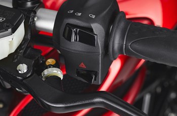 MV Agusta Brutale 800 RR 2021 - Bild 38 MV Agusta Brutale 800 RR 2021 - Bild 38