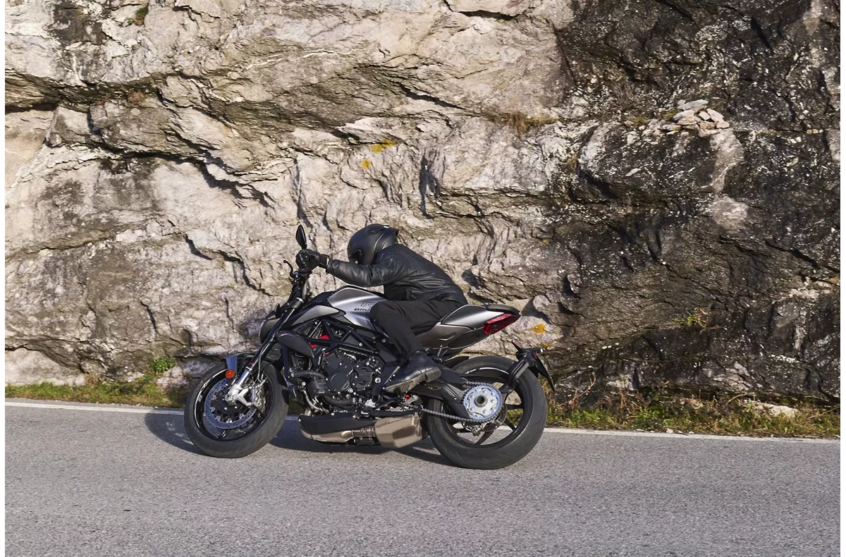 MV Agusta Brutale 800 RR MV Agusta Brutale 800 RR