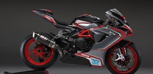 MV Agusta F3 800 RC 2021 vs Harley-Davidson Touring Road Glide Limited FLTRK 2023 MV Agusta F3 800 RC 2021 vs Harley-Davidson Touring Road Glide Limited FLTRK 2023