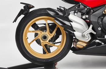 MV Agusta Superveloce 800 2021 - Bild 22