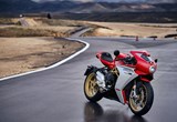 MV Agusta Superveloce 800 2021 Bilder