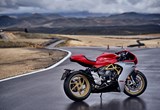 MV Agusta Superveloce 800 2021 Bilder