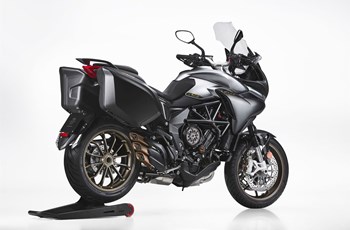 MV Agusta Turismo Veloce 800 Lusso SCS 2021 - Bild 16 MV Agusta Turismo Veloce 800 Lusso SCS 2021 - Bild 16