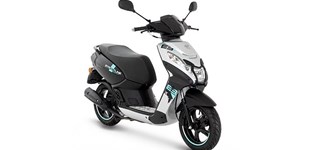 Peugeot Kisbee 50 4T 2014 vs Peugeot Kisbee 50 Streetline 2021