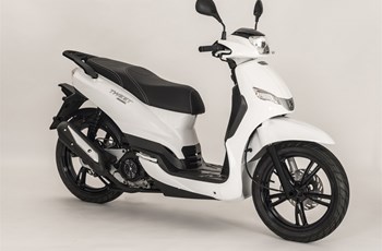 Peugeot Tweet 125 Active 2021 - Bild 7 Peugeot Tweet 125 Active 2021 - Bild 7