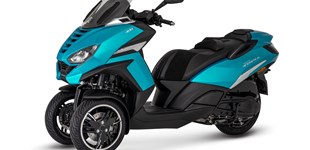 Peugeot Metropolis Active 2022 vs Peugeot Metropolis Allure 2021