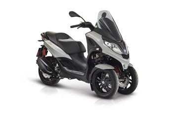 Piaggio MP3 300 Sport 2021 - Bild 6 Piaggio MP3 300 Sport 2021 - Bild 6