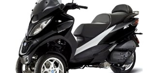 Piaggio MP3 400 2021 vs Piaggio MP3 300 ie Sport 2015