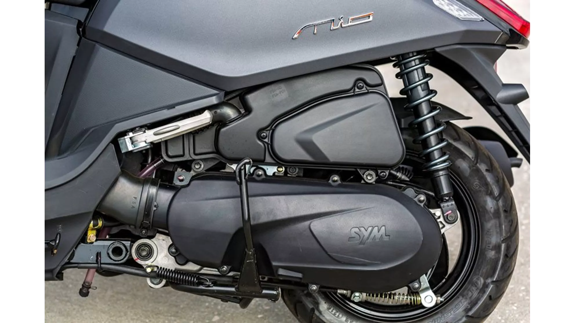 Sym Mio 50 - Image 7 Sym Mio 50 - Image 7