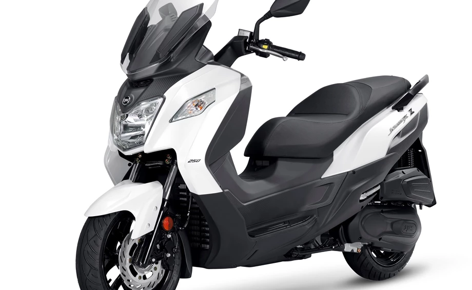 Sym Joymax Z+ 300i Bild 5: Sym Joymax Z+ 300i
