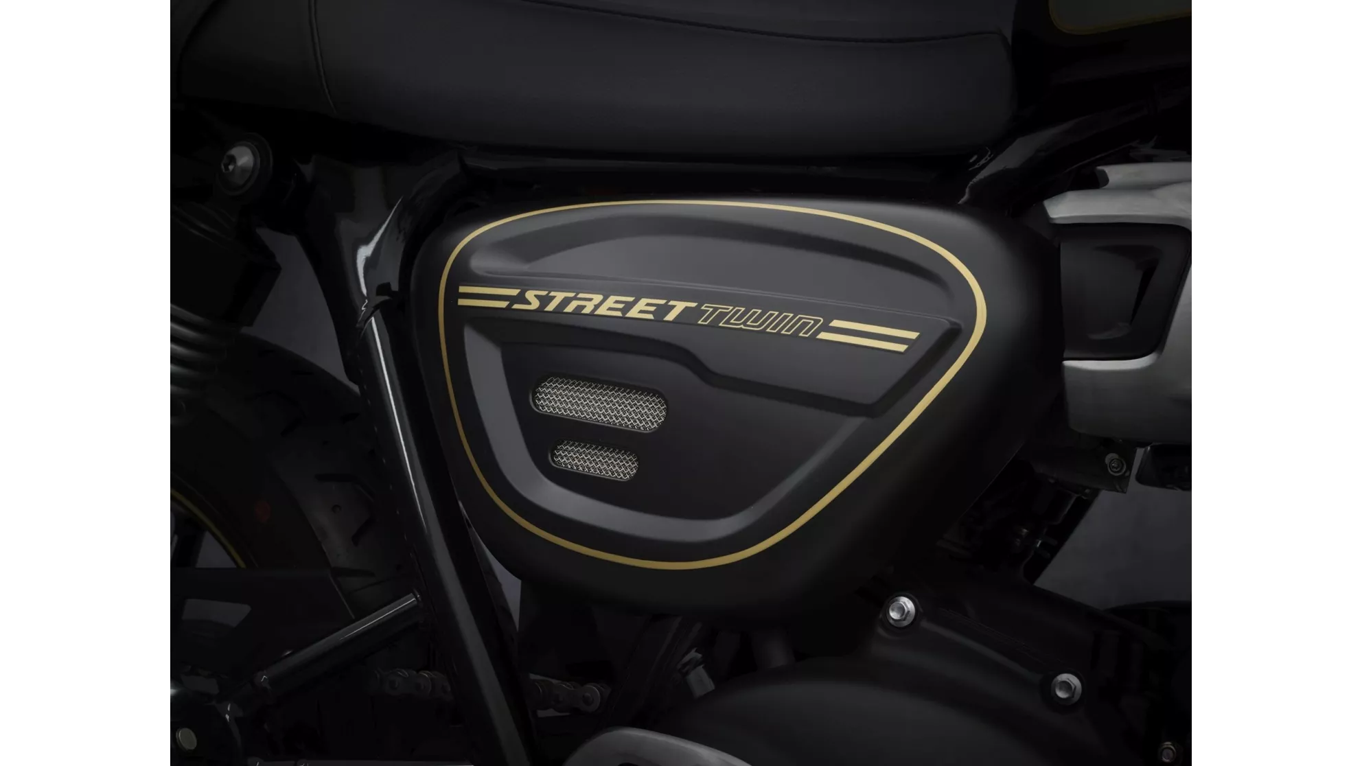 Triumph Street Twin Gold Line Limited Edition - Image 10