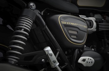 Triumph Street Twin Gold Line Limited Edition 2021 - Bild 20