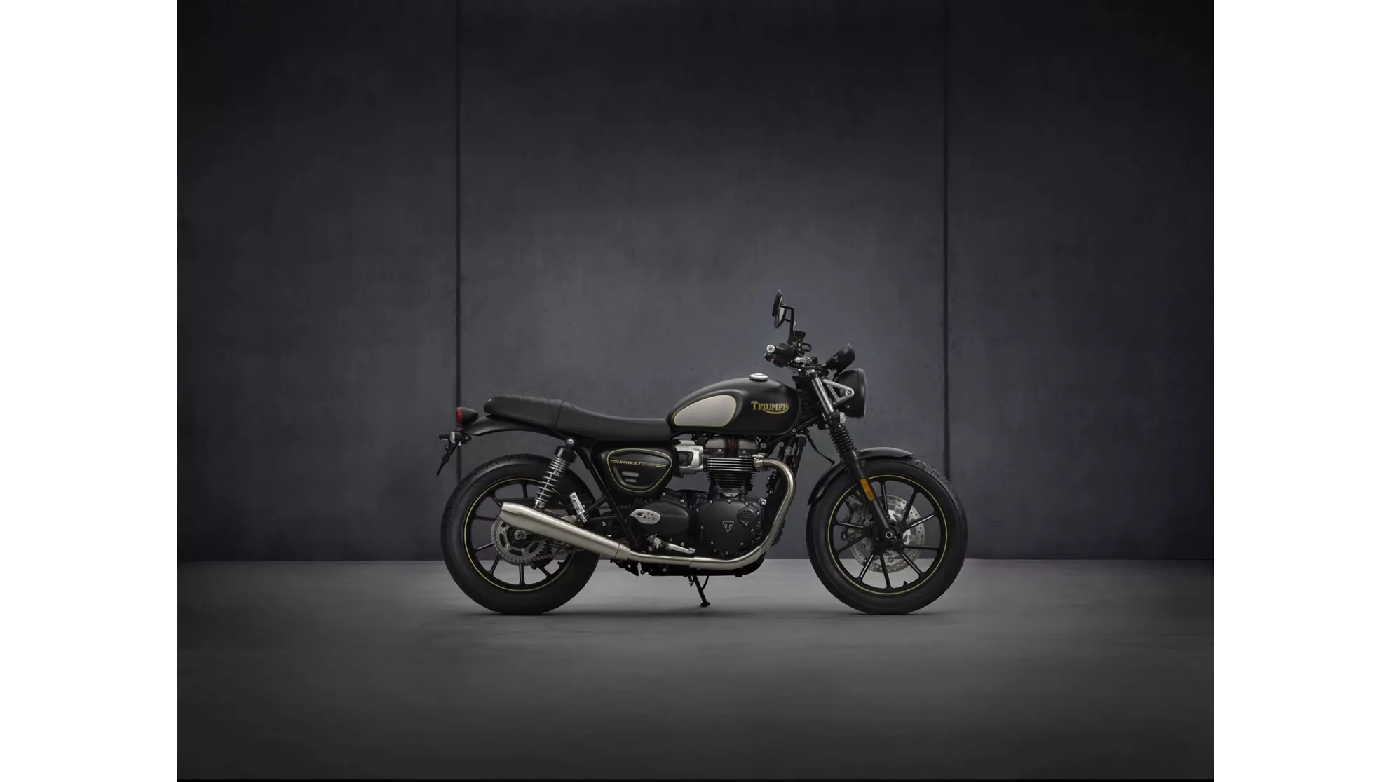 Triumph Street Twin Gold Line Limited Edition - Image 1