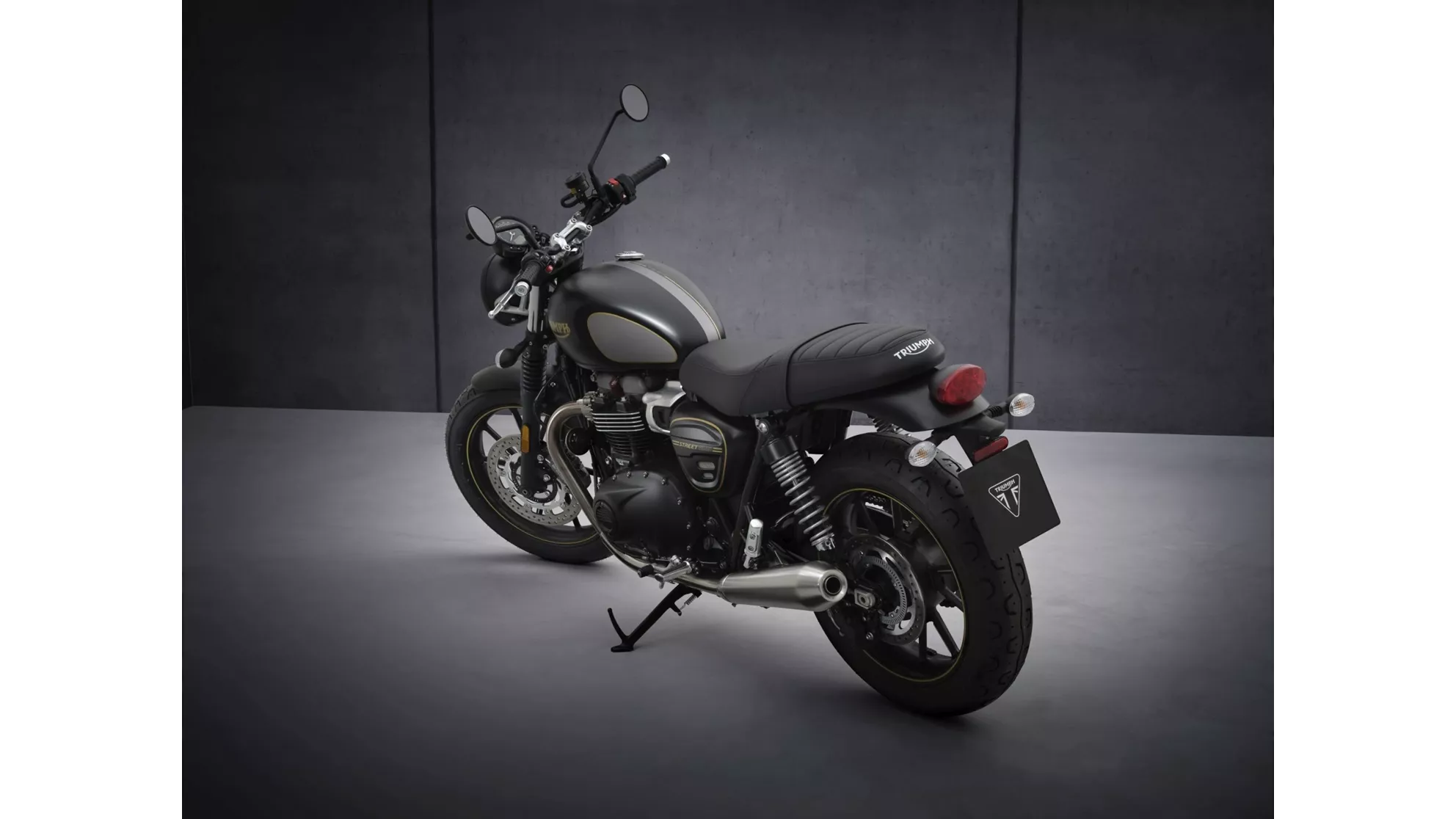 Triumph Street Twin Gold Line Limited Edition - Image 4