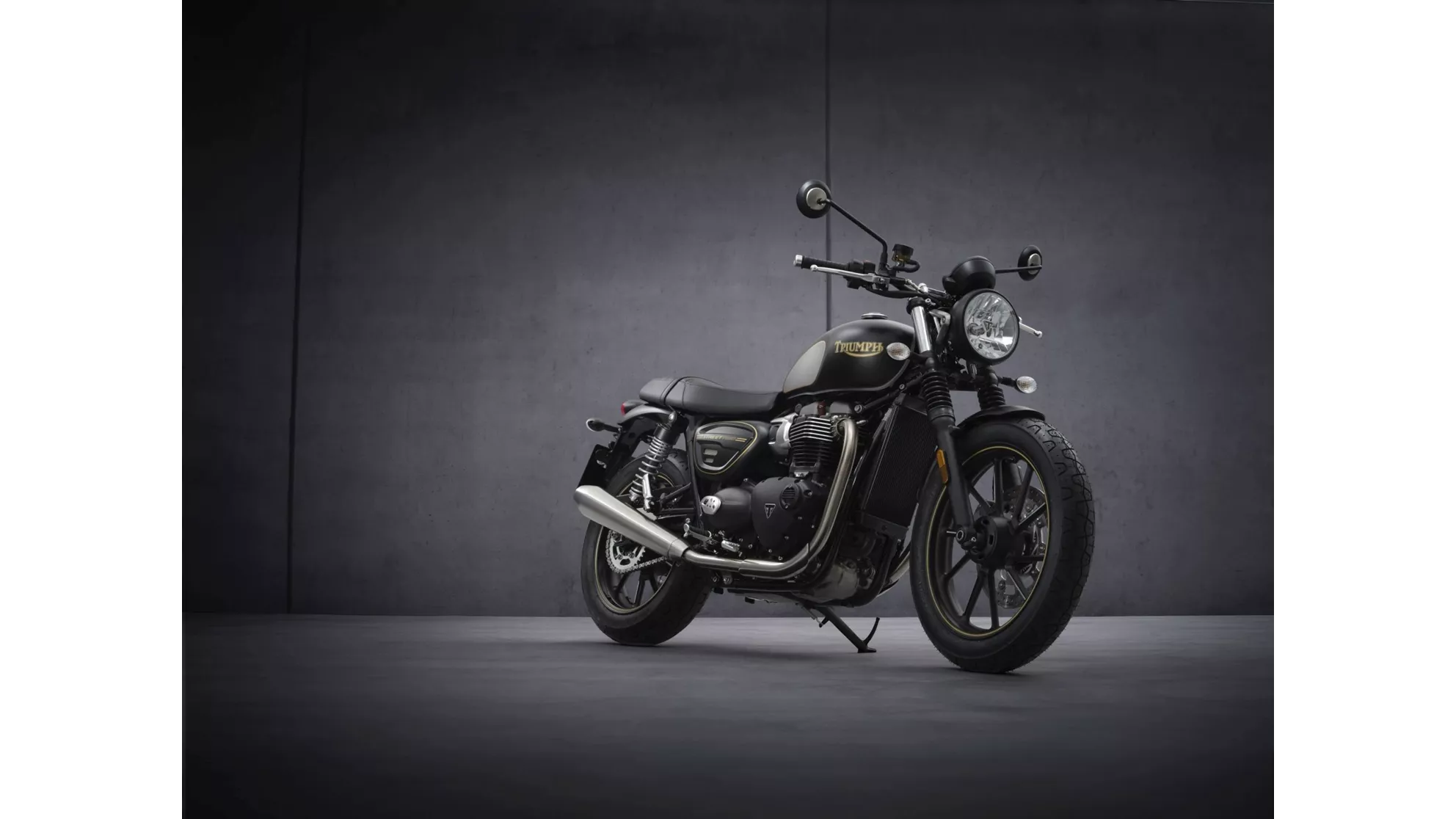 Triumph Street Twin Gold Line Limited Edition - Image 22