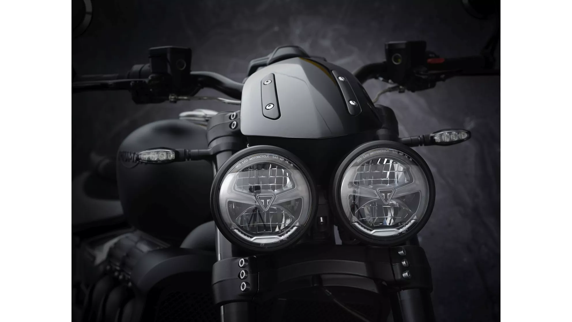 Triumph Rocket 3 R Black - Image 11 Triumph Rocket 3 R Black - Image 11